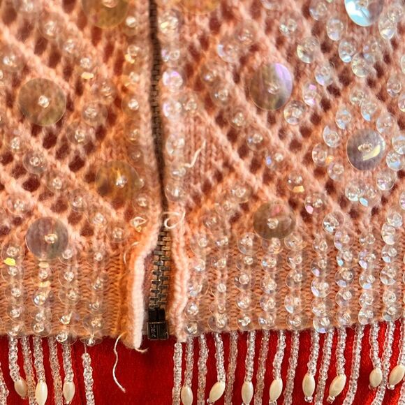 VTG 50’s Knit Top w/ Beads & Sequins| Pit 16.5” Shoulder 14”, Waist 16-18” - Picture 3 of 7